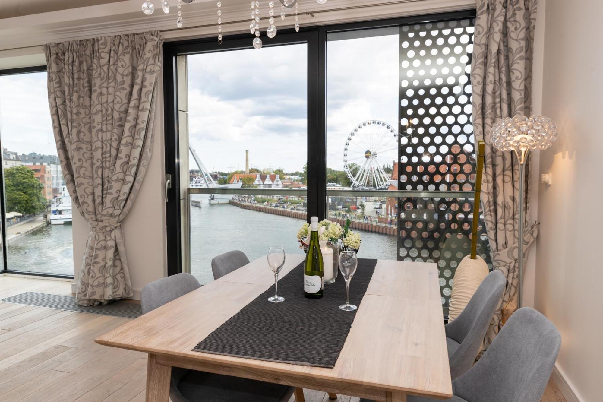 Apartament Nad Motlawa - Downtown グダニスク エクステリア 写真